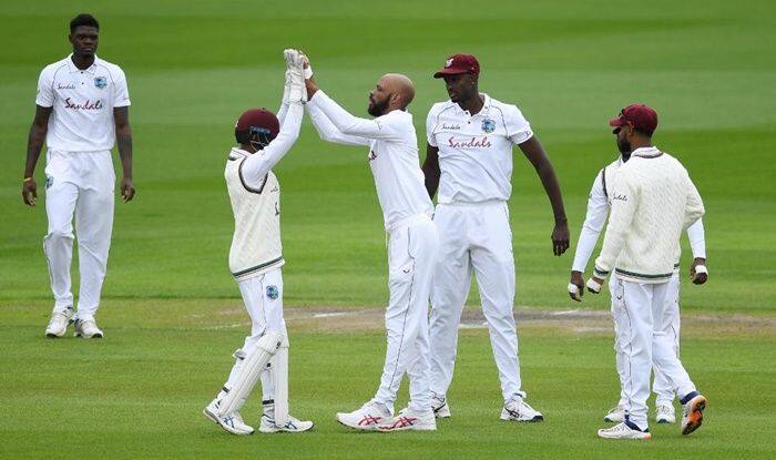 ENG vs WI 2nd Test Report: Roston Chase Removes Rory Burns at Stroke of Lunch on Day 1
