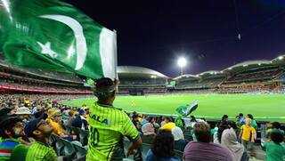 Pakistan cricket chief urges England to tour before 2022