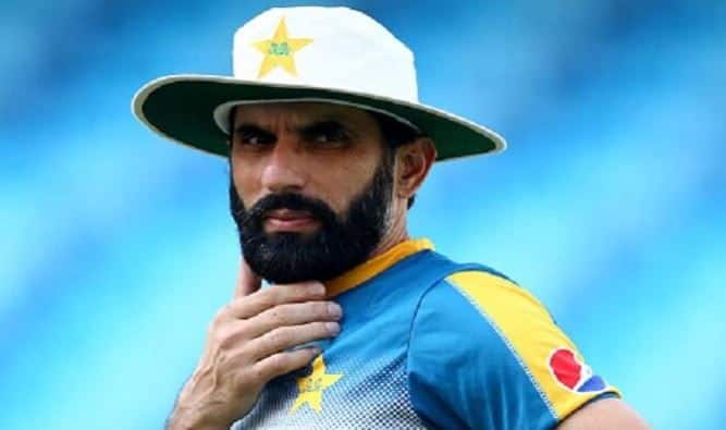 Misbah-ul-Haq @ Twitter