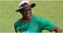 Courtney Walsh named West Indies women head coach