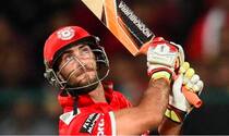 Despite facing 100 balls struggling glenn maxwell yet to hit a six ipl 2020 season for kings xi punjab 4184991