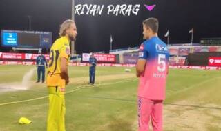 Video imran tahir teaches spinner to riyan parag before the match 4183766