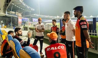 IPL 2020, RCB vs SRH: Virat Kohli Does a MS Dhoni, Interacts With Hyderabad Youngsters in Sharjah | WATCH