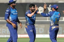 IPL 2020 Points Table Today Latest Update After RCB vs SRH, Match 52: Sunrisers Hyderabad Beat Royal Challengers Bangalore to Jump to No.4 Position; Jasprit Bumrah Dethrones Kagiso Rabada to Take Top Spot in Purple Cap Tally, David Warner Goes Past Virat Kohli in Orange Cap List