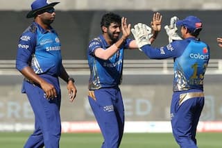 IPL 2020 Points Table Today Latest Update After RCB vs SRH, Match 52: Sunrisers Hyderabad Beat Royal Challengers Bangalore to Jump to No.4 Position; Jasprit Bumrah Dethrones Kagiso Rabada to Take Top Spot in Purple Cap Tally, David Warner Goes Past Virat Kohli in Orange Cap List