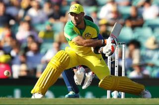 I apologised to kl rahul while i was batting glenn maxwell told jimmy neesham 4229390
