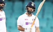 India vs australia is like adam gilchrist says aakash chopra 4264135