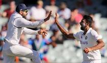 India vs Australia 1st Test: Ravichandran Ashwin Predicts Adelaide Pitch Becomes Better to Bat as Test Match Progresses