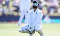 india vs australia mark waugh and shane warne are not happy by rishabh pant as he continuously talking behind the stumps