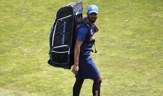 KL Rahul Ruled Out of Australia Tour After Wrist Injury, to Return Home For Rehabilitation