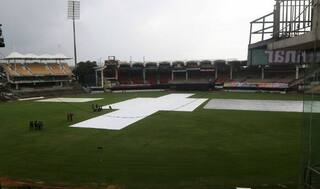 India vs england 2nd test bcci curator leave chennai indian team management involved in pitch building with groundsman v ramesh kumar 4415857