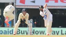 India vs England 2nd Test: Virat Kohli Left Shocked After Getting Bowled on Duck by Moeen Ali | WATCH