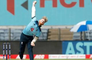 India vs england 2nd odi ben stokes warned after caught using saliva on ball 4537921