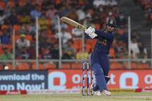 Virat Kohli Becomes the First Player to Score 3000 Runs in T20Is; Overtakes Rohit Sharma in Elite List