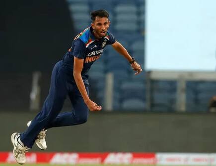 India vs england 1st odiprasidh krishna becomes the first india bowler to pick up four wickets on odi debut 4513004