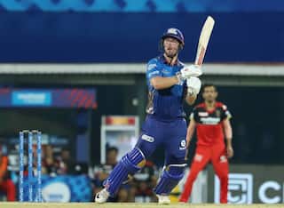 Ipl 2021 chris lynn has requested cricket australia to arrange a charter flight for the players safe return 4619255