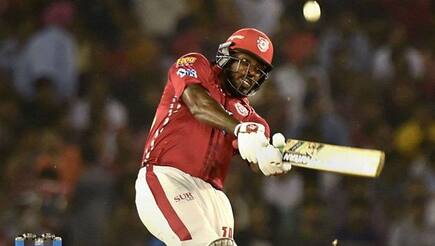 IPL Record: सिर्फ Chris Gayle ने जड़े 300+ छक्के, Top-5 की लिस्ट में जानिए कौन-कौन शुमार?