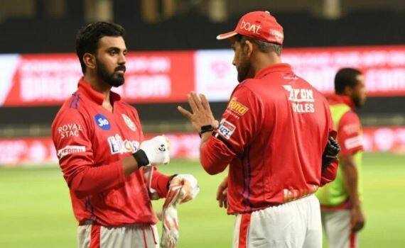 KL Rahul with Anil Kumble @ Twitter