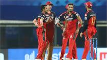 IPL 2021: RCB’s Harshal Patel Becomes First Bowler to Claim Five-Wicket Haul Against Mumbai Indians