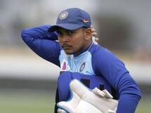 Shubman Gill Smashes 75* Off 35 Balls in Kolkata Knight Riders Intra Squad Practice Game Ahead of IPL 2021