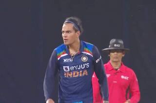 Cricket news sri lanka vs india 2nd t20i rahul chahar gives wanindu hasaranga a fiery send off video goes viral 4849236