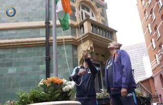 Cricket news india vs england 2nd test day 4 on independence day team india hoist tricolor in lords 4890233