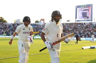 England won leeds test because they played the new ball better than india geoffrey boycott 4923982