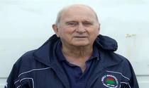 Former australia test spinner peter philpott dies at 86 5078008