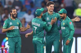IND vs PAK T20 World Cup 2021 Match Report: Shaheen Afridi, Babar Azam Star as Pakistan Live Up To Unpredictable Tag, Crush India by 10 Wickets in Super 12 Battle