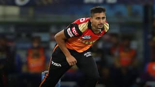 IPL 2021: Ashish Nehra Hails J&K Cricketer Umran Malik, Wonders ‘Why SRH Held Him Back’