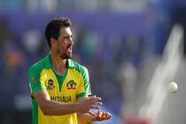 Cricket news aus vs sl t20 world cup 2021 mitchell starc a doubt for sri lanka clash after being struck on knee 5073229