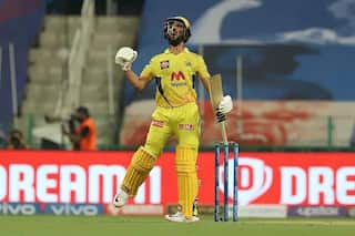 Ruturaj Gaikwad Slams Maiden IPL Century; Becomes First Batter to Breach 500-Run Mark in 2021 Edition