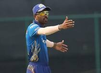 IPL Auction 2022: Will Mumbai Indians Let Go An Injured Hardik Pandya In The Mega Auctions