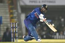 IND vs NZ: Rishabh Pant Didn’t Understand His Role in T20 Cricket – Daniel Vettori Feels Time is Running Out For Team India Wicketkeeper