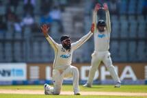 Mumbai born ajaz patel is very happy to do well at the wankhede stadium 5122837