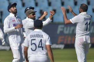 IND vs SA 1st Test: Mohammed Shami’s Five-For Gives India Massive 146-Run Lead vs South Africa on 18-Wicket Day in Centurion