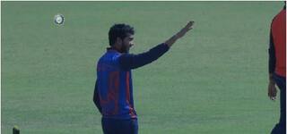 Vijay Hazare Trophy: Venkatesh Iyer Celebrating Century in Superstar Rajnikanth Style Goes Viral, KKR Shares Video