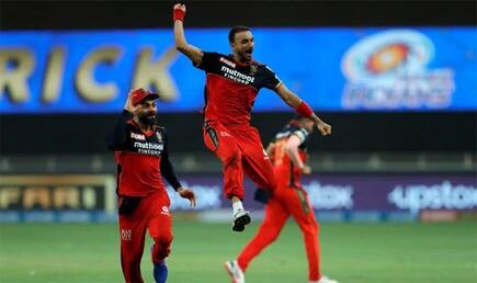 IPL 2022 Auction: Harshal Patel Picks MS Dhoni as His Favourite Captain, Confesses Desire to Play For CSK