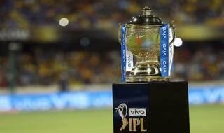 IPL 2022 to be Held Overseas Amid Covid-19 Omicron Scare? Report Suggests BCCI Contemplating That Option
