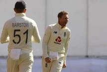 Former cricketers criticize joe root for bowling injured mark wood in sydney test 5178857