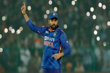 India or South Africa – Who Will Win 1st ODI at Boland Park? Aakash Chopra Predicts