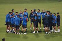 IPL 2022: Did Charu Sharma Accidently Sold Khaleel Ahmed To Delhi Capitals Instead Of Mumbai Indians? Watch Video