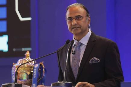 Cricket news ipl 2022 auction from lunch table to ipl auction floor charu sharma reveals how he leave guest at home to host bidding 5238105