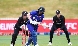 Cricket news ind w vs nzw 4th odi match preview india look to end their losing streaks 5250918