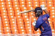 Rishabh Pant से ओपनिंग कराना टीम इंडिया का प्रयोग, अगर काम करा तो वर्ल्ड कप में आजमाएगा भारत: Sunil Gavaskar