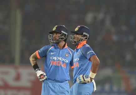 Ind vs wi shikhar dhawan shreyas iyer returns to training after negative covid 19 test 5229304