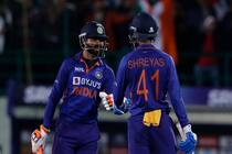 Cricket news ind vs sl 3rd t20i india equal record for most consecutive t20i wins 5261658