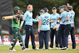 WWC 2022, ENGW vs PAKW: Danielle Wyatt की विस्फोटक पारी, इंग्लैंड ने पाकिस्तान को 9 विकेट से रौंदा