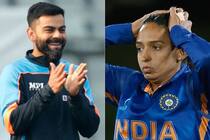 Cricket news indw vs saw virat kohli stands with indian women cricket team after defeat against south africa in knockout match 5307320