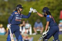 Cricket news india women vs west indies women live cricket score yastika bhatia starts with heavy hit along with smriti mandhana 5283068